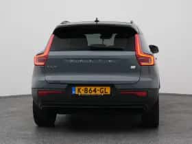 Volvo XC40 (2020) thumbnail 11