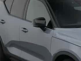 Volvo XC40 (2020) thumbnail 24