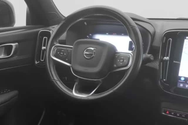 Volvo XC40 (2020) thumbnail 8