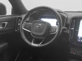 Volvo XC40 (2020) thumbnail 8