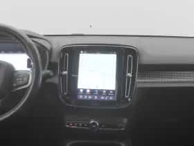 Volvo XC40 (2020) thumbnail 9