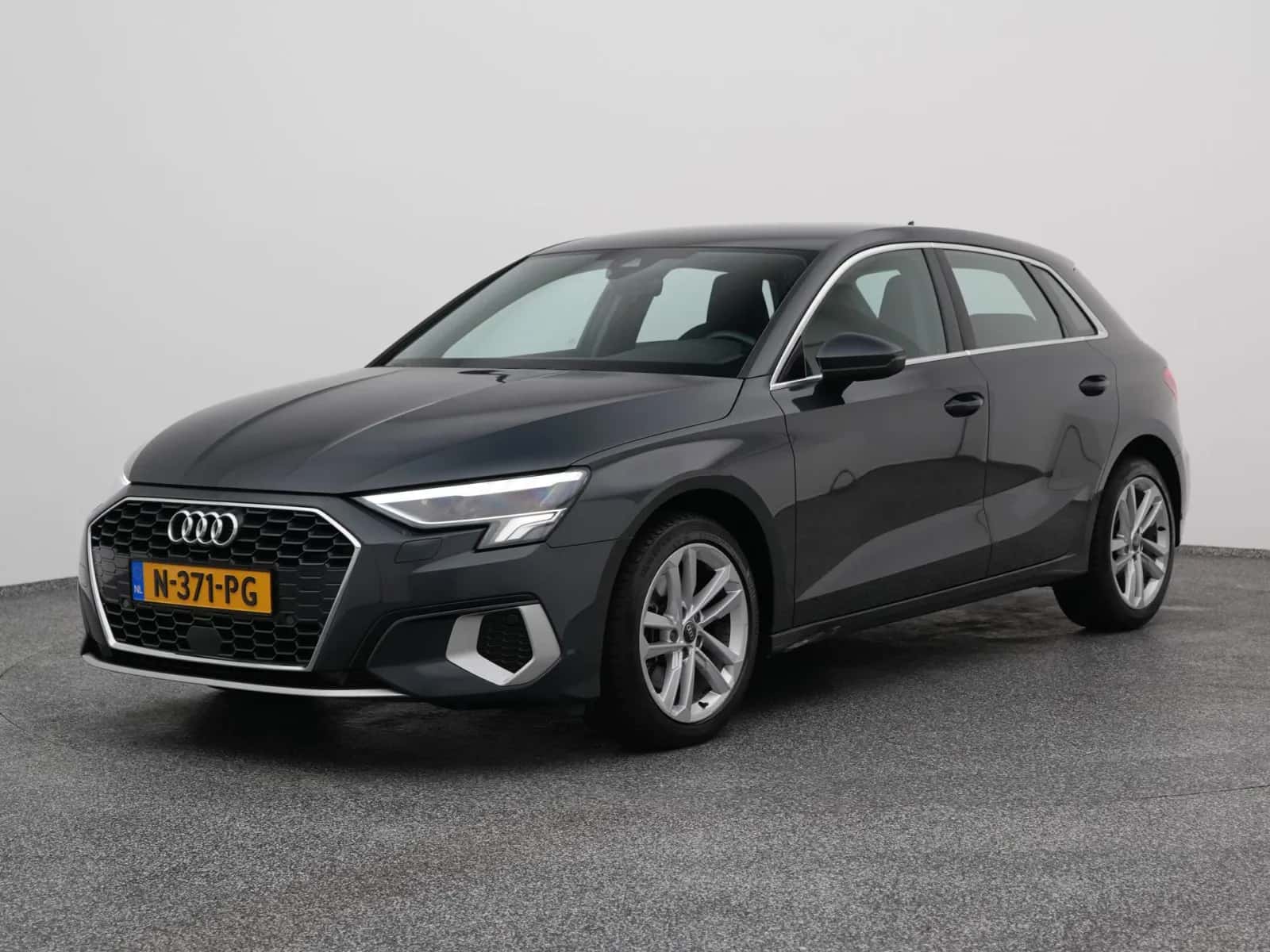 Audi A3 (2021) — foto 1