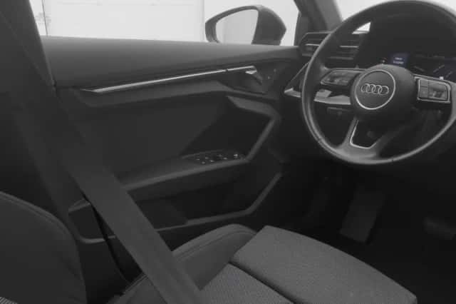 Audi A3 (2021) thumbnail 11