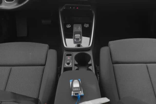 Audi A3 (2021) thumbnail 12