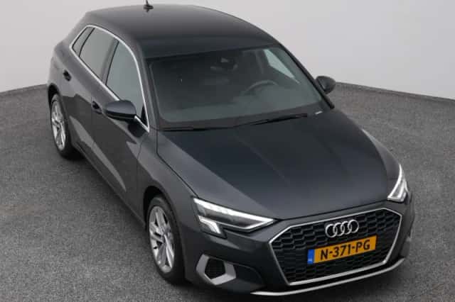 Audi A3 (2021) thumbnail 24