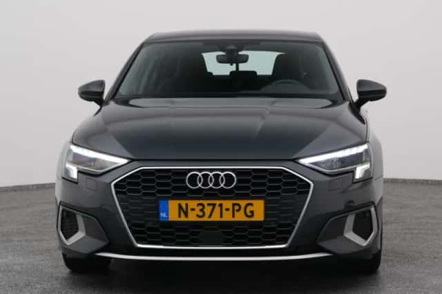 Audi A3 (2021) thumbnail 9