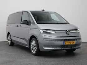 Volkswagen Multivan (2022) thumbnail 2