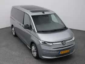 Volkswagen Multivan (2022) thumbnail 24