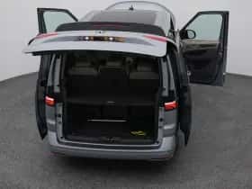 Volkswagen Multivan (2022) thumbnail 29