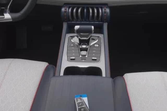 BYD Atto (2024) thumbnail 12