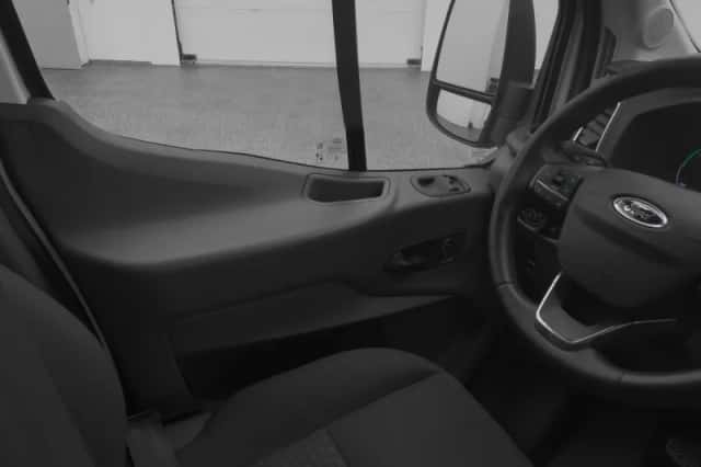 Ford E-Transit (2023) thumbnail 12