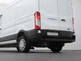 Ford E-Transit (2023) thumbnail 23