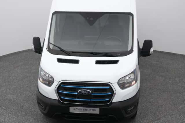 Ford E-Transit (2023) thumbnail 27