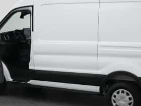 Ford E-Transit (2023) thumbnail 34