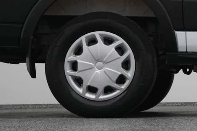 Ford E-Transit (2023) thumbnail 42