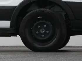 Ford E-Transit (2023) thumbnail 43