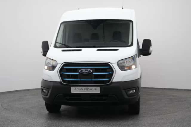 Ford E-Transit (2023) thumbnail 10