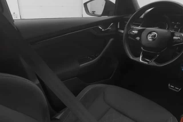 Škoda Kamiq (2022) thumbnail 11