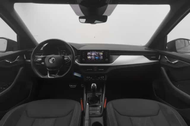 Škoda Kamiq (2022) thumbnail 3