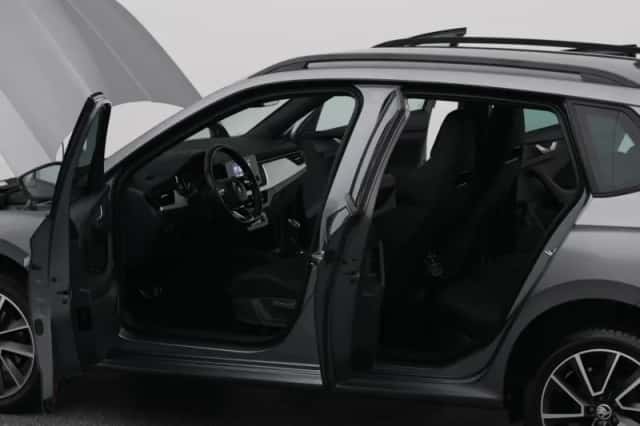 Škoda Kamiq (2022) thumbnail 33