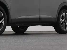 Peugeot 2008 (2023) thumbnail 37
