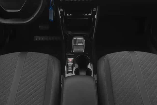 Peugeot 2008 (2024) thumbnail 12
