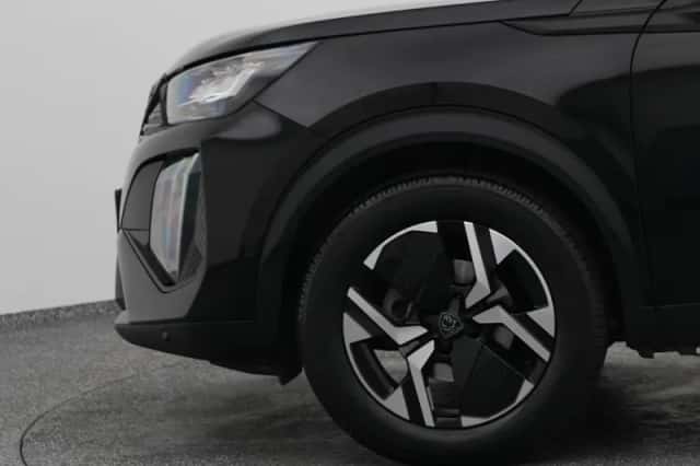 Peugeot 2008 (2024) thumbnail 21