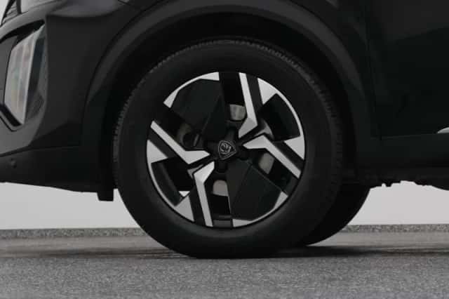 Peugeot 2008 (2024) thumbnail 39
