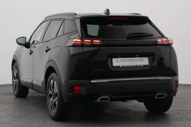 Peugeot 2008 (2024) thumbnail 5