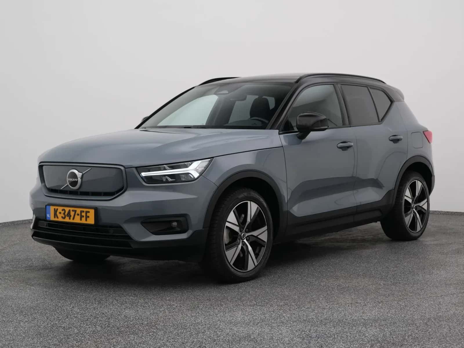 Volvo XC40 (2020) — foto 1