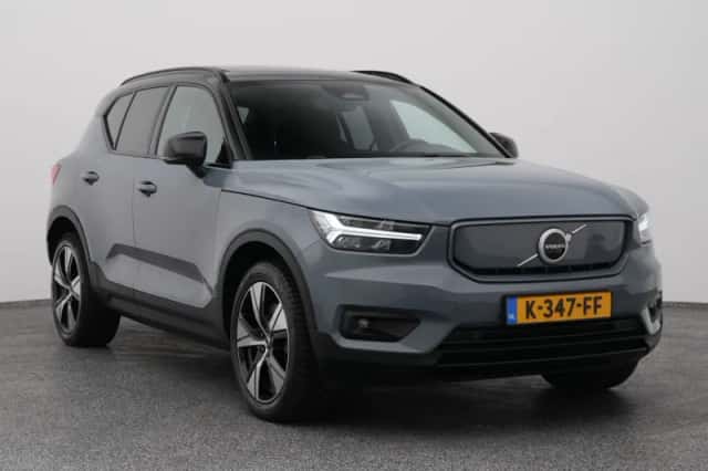 Volvo XC40 (2020) thumbnail 2