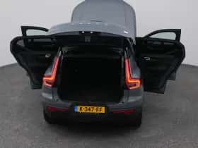 Volvo XC40 (2020) thumbnail 30