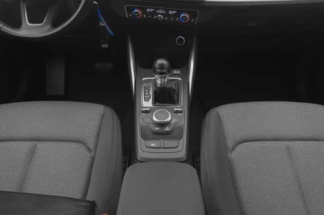 Audi Q2 (2018) thumbnail 12