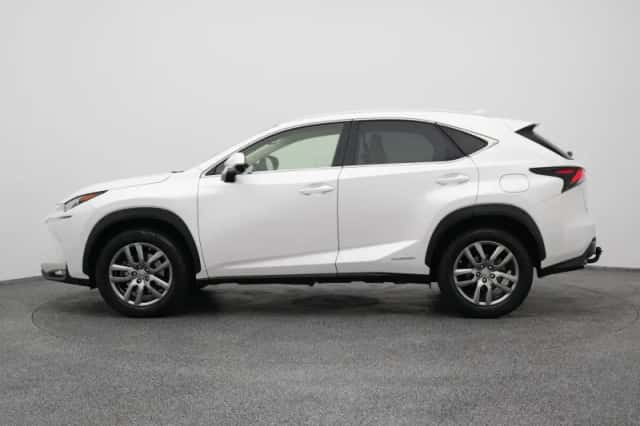 Lexus NX (2016) thumbnail 13