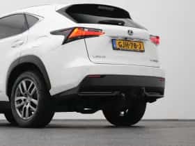 Lexus NX (2016) thumbnail 22
