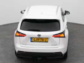 Lexus NX (2016) thumbnail 28