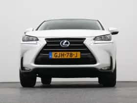 Lexus NX (2016) thumbnail 35