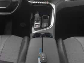 Peugeot 3008 (2021) thumbnail 12