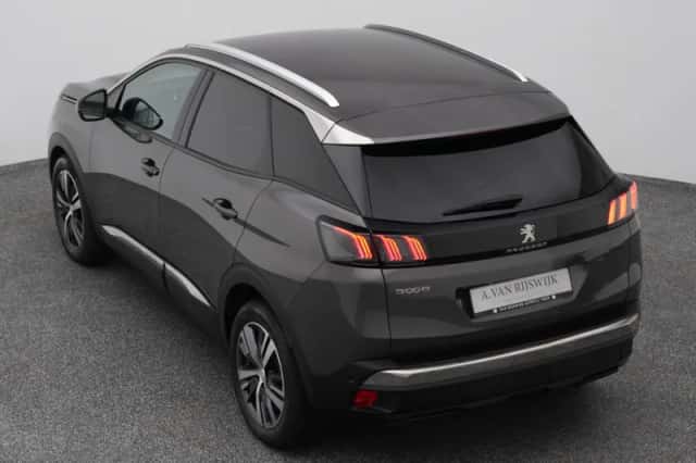 Peugeot 3008 (2021) thumbnail 25