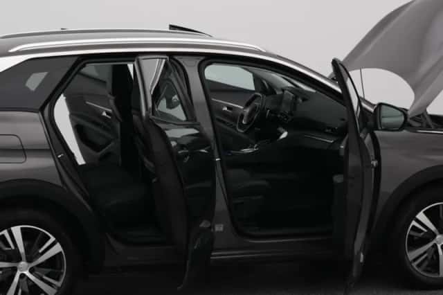 Peugeot 3008 (2021) thumbnail 34