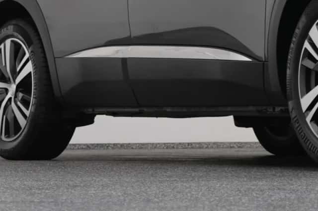 Peugeot 3008 (2021) thumbnail 38