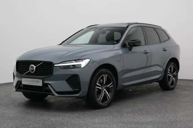 Volvo XC60 (2022) thumbnail 1