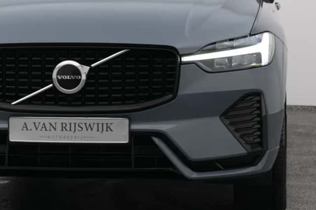 Volvo XC60 (2022) thumbnail 19