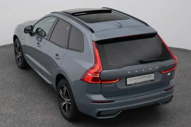 Volvo XC60 (2022) thumbnail 25