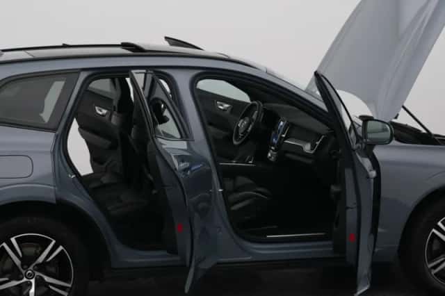 Volvo XC60 (2022) thumbnail 34