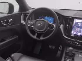 Volvo XC60 (2022) thumbnail 7