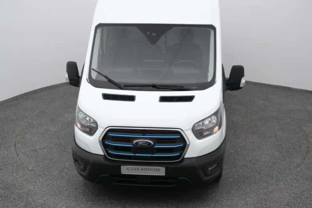 Ford E-Transit (2023) thumbnail 22