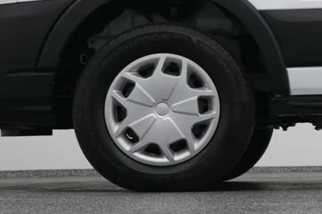 Ford E-Transit (2023) thumbnail 29