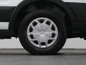 Ford E-Transit (2023) thumbnail 32