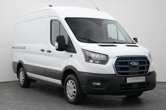 Ford E-Transit (2023) thumbnail 36